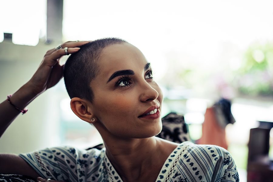 Chimio terminée comment relancer la croissance des cheveux ? Kapich